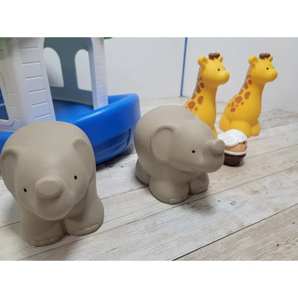 Little Tikes Noahs‎ Ark Arc Rubber Giraffes Elephants Noah Figure Bathtub Toys